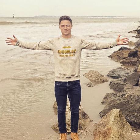 STYLE : Sacha Perez, au boulot mais pas trop.