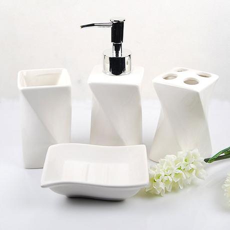 Bathroom Sets And Accessories