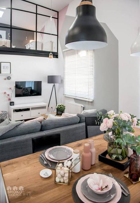 salon aux touches de roses style scandinave