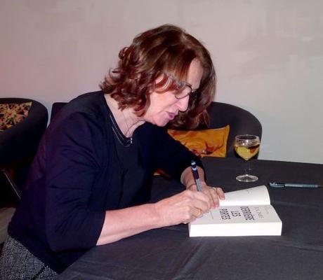 Soupçons et regards en biais avec B.A. Paris Soupçons et regards en biais avec B.A. Paris