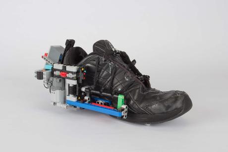 Des Nike auto-laçantes en LEGO