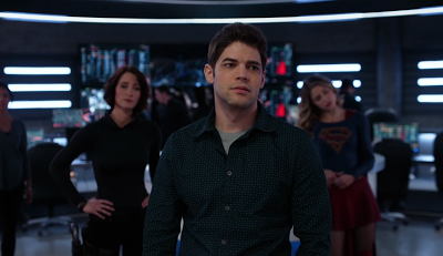 Les critiques // Supergirl : Saison 2. Episode 11. The Martian Chronicles. Les critiques // Supergirl : Saison 2. Episode 11. The Martian Chronicles.