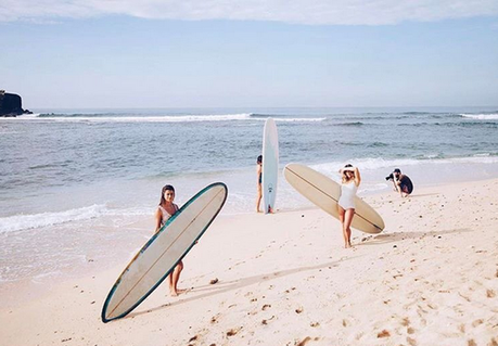 10 comptes instagram de Surfeuse qui m'inspirent