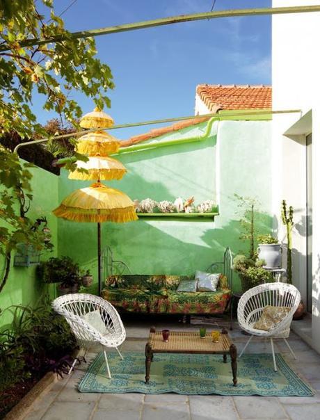 Collectif Project Inside / Des patios hauts en couleur /