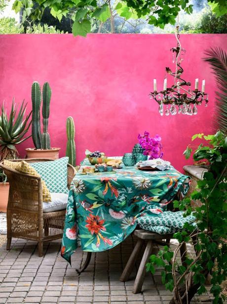 Collectif Project Inside / Des patios hauts en couleur /