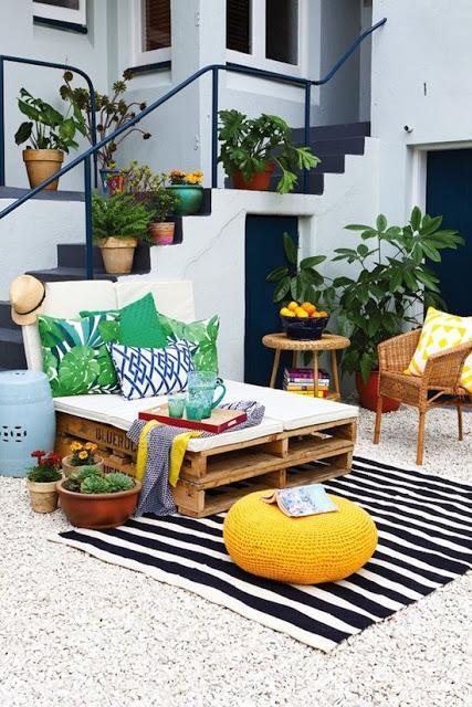 Collectif Project Inside / Des patios hauts en couleur /