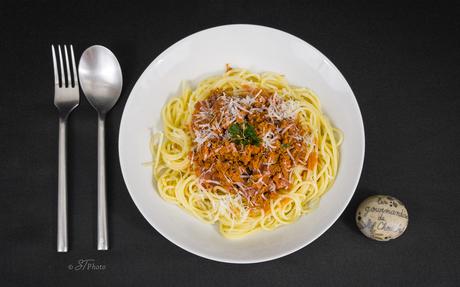 Spaghetti  bolognese végétarienne à la protéine  vegan de potiron avec mon partenaire Elixanatur