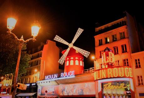 Moulin Rouge Façade nuit ©Moulin Rouge® - S.Bertrand
