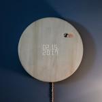 GADGET : New Magnetized Clock