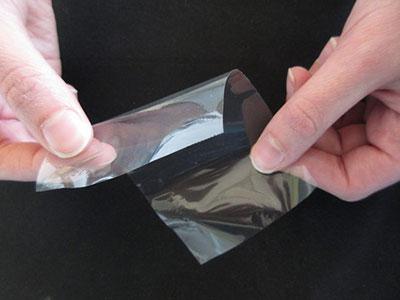 A  photograph of the artificial skin that can sense temperature changes