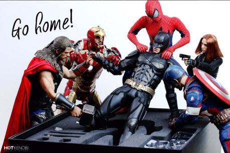 Il met en scène nos amis les super-héros dans différentes situations.