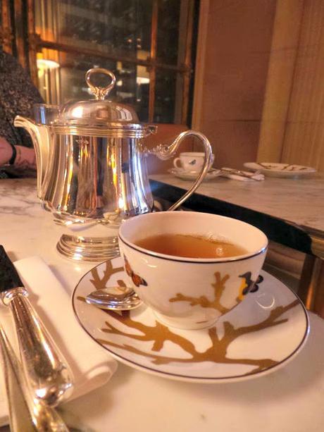 Tea time gouter patisserie Le Meurice Paris Luxe Cédric Grolet