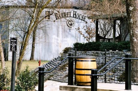 Jack Daniel’s : Comment un homme est devenu une marque mondiale Jack Daniel’s : Comment un homme est devenu une marque mondiale