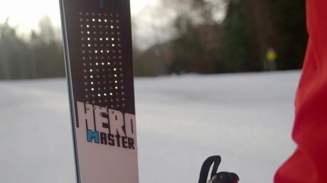 Rossignol dévoile la première paire de skis connectés Hero Master