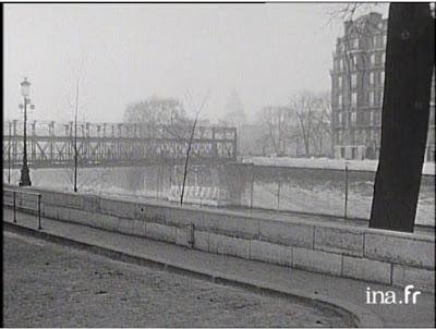 # 46/313 - Le pont des maléfices