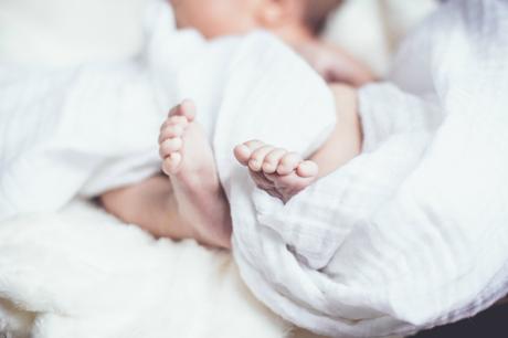 Erythème fessier : ma solution miracle quand bébé à les fesses rouges (et qui marche pour l’eczéma)
