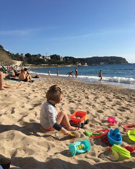 Vacances de février... à domicile Vacances de février... à domicile