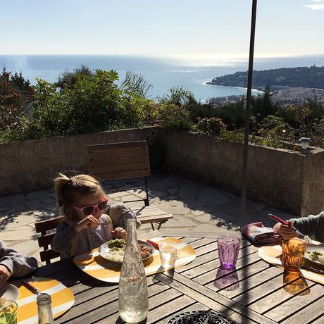 Vacances de février... à domicile Vacances de février... à domicile