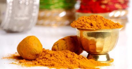 Le curcuma contre les spasmes musculaires