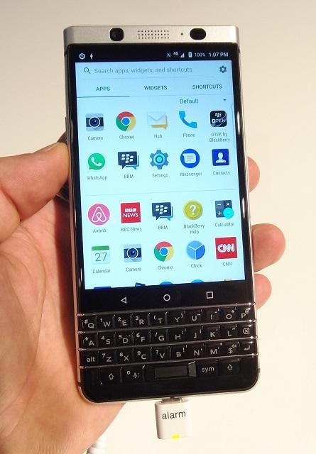 MWC 2017 : Nouveau modèle de smartphone pour BlackBerry avec le KeyOne