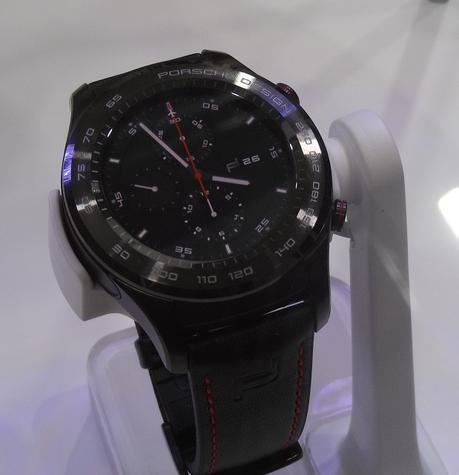 MWC 2017 : Huawei dévoile ses montres connectées Watch 2 et Watch 2 Classic