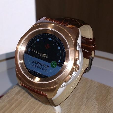 MWC 2017 : MyKronoz lance ZeTime, une montre connectée avec deux aiguilles