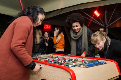 STATION SUZEPENDUE : un chalet d’hiver en plein Paris