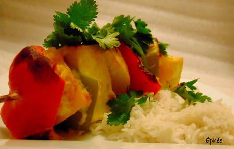 Brochettes de tofu et légumes à l'indienne