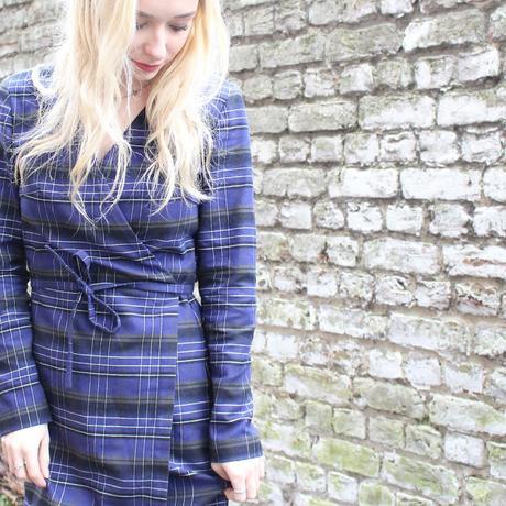 HABILLEE : LA ROBE PORTEFEUILLE HABILLEE : LA ROBE PORTEFEUILLE