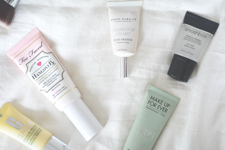 Comment s’y retrouver parmi toutes les bases de maquillage ?