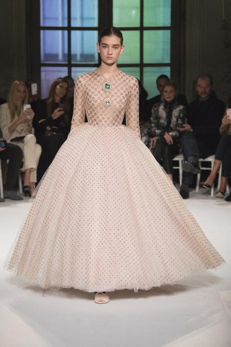 LA MAISON BUCCELLATI A L’HONNEUR AU DEFILE HAUTE COUTURE GIAMBATTISTA VALLI