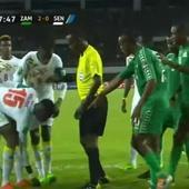 Un footballeur sénégalais essaie de marabouter la Zambie en plein match