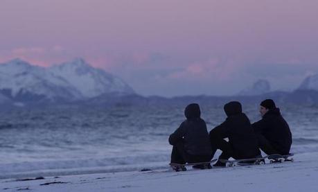 Des skateurs nous régalent sur les côtes norvégiennes