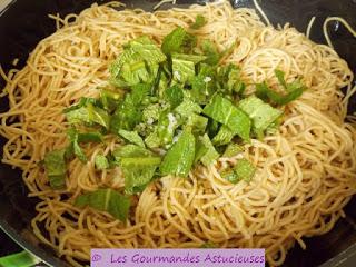 Spaghettis au Mouron, à la Cardamine, à la Consoude et à la Roquette (Vegan)