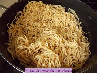 Spaghettis au Mouron, à la Cardamine, à la Consoude et à la Roquette (Vegan)