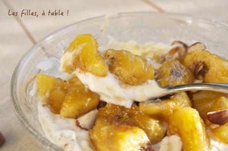Fruits exotiques au yaourt grec (et recette jaune pour le mois de l’endométriose) Fruits exotiques au yaourt grec (et recette jaune pour le mois de l’endométriose)