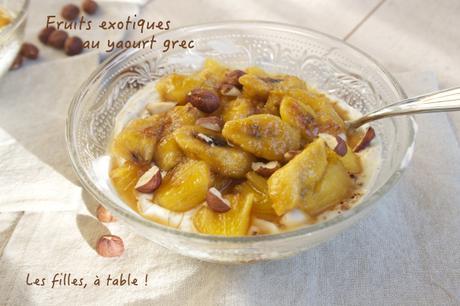 Fruits exotiques au yaourt grec (et recette jaune pour le mois de l’endométriose) Fruits exotiques au yaourt grec (et recette jaune pour le mois de l’endométriose)