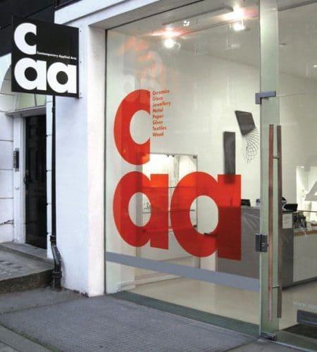 Comment attirer plus de clients dans un magasin, une boutique, un restaurant… via l’affichage et la PLV extérieure ?