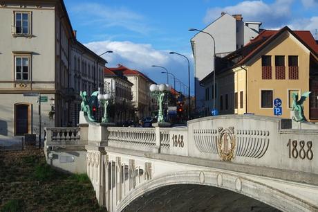 ljubljana art nouveau pont dragons zmajski most