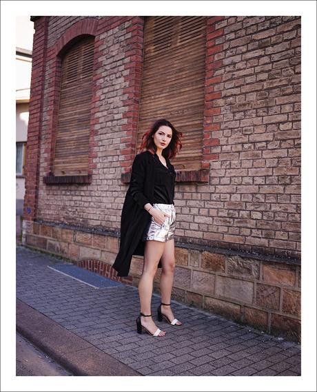 Silver and bricks Silver and bricks