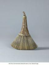 Clothes brush dated to the 17th 18th century