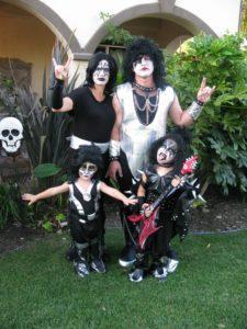 deguisement-famille-rock-kiss