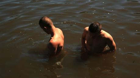 [Avant Première], Lundi 10 avril, au cinéma Lumière Terreaux, « Pas comme des loups » en présence du réalisateur