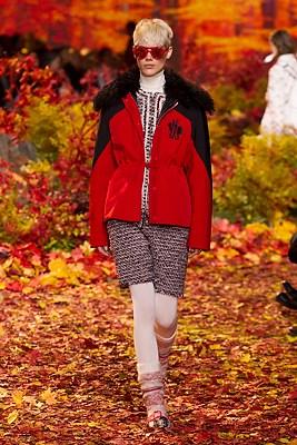 MONCLER GAMME ROUGE FW2017-18
