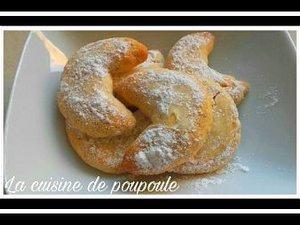Demi lunes à la vanille au thermomix ou sans (Vanilkové rohličky ) recette Tchéque