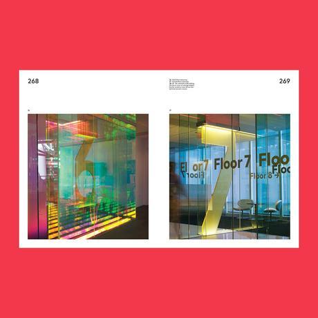 Le premier livre sur Paula Scher, la papesse du graphisme