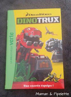 Les héros de Dinotrux dans notre bibliothèque verte