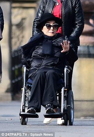 Yoko Ono : encore des photos rassurantes