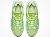 Nike Liquid Lime