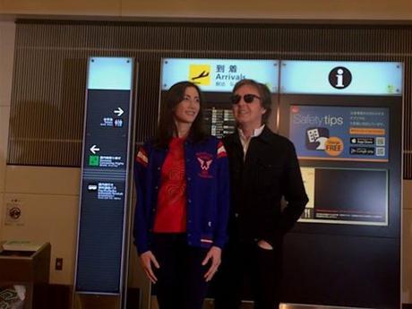 Paul McCartney : quelques photos de son arrivée à Tokyo Paul McCartney : quelques photos de son arrivée à Tokyo